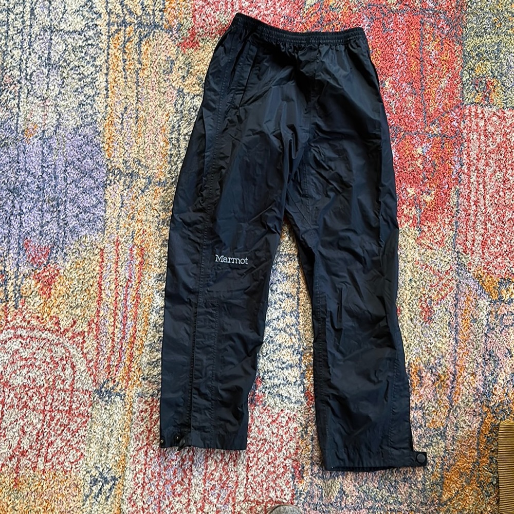 Marmot rain pants. New. Youth M. Zipper snd snap ankles.